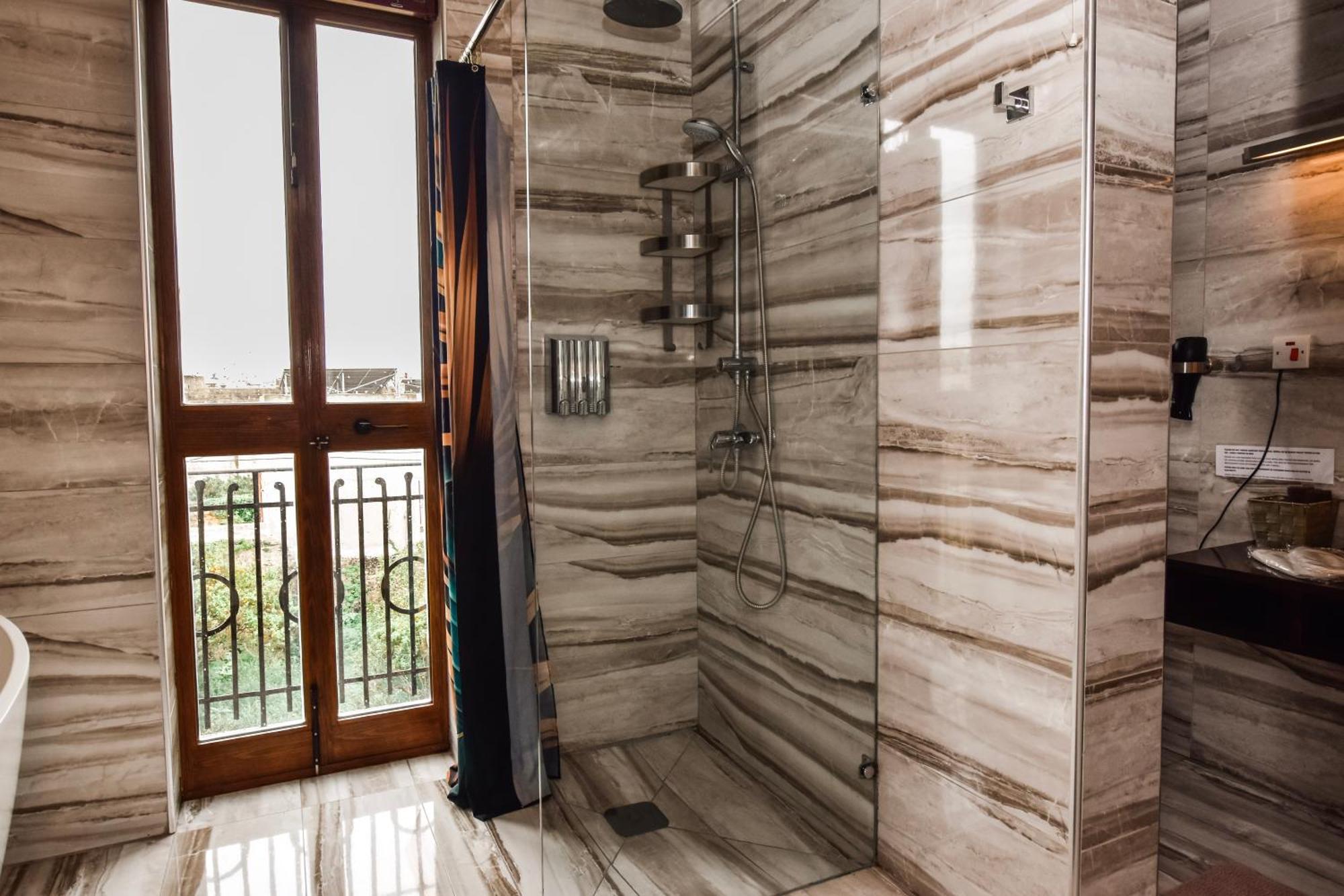 Maleth Inn Rabat Szoba fotó